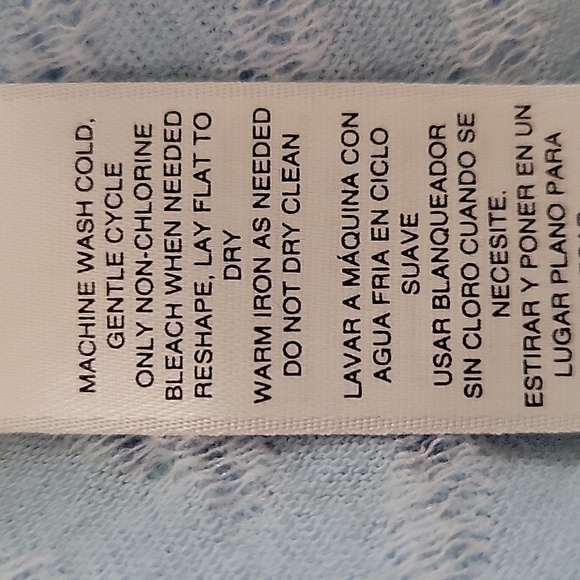 Chico's Light Blue Crochet Lace 3/4 Length Sleeve Tee Size Small - Picture 7 of 7